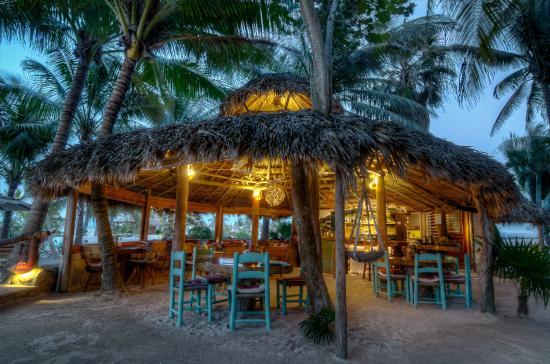 Barquito Mawimbi Beach Bar & Restaurant